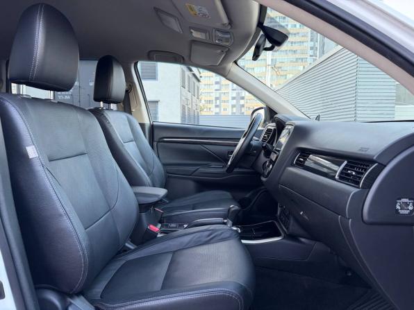 Mitsubishi Outlander III Рестайлинг 2 с пробегом 2017 года, цена 1 465 000 рублей, 201000 км, внедорожник, Автокод Объявления