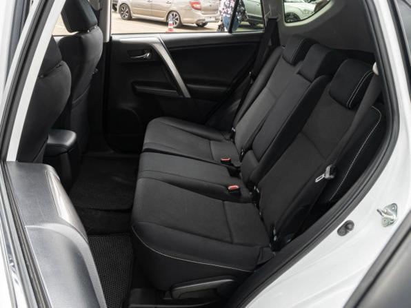 Toyota RAV4 IV (XA40) Рестайлинг с пробегом 2018 года, цена 2 429 000 рублей, 141330 км, внедорожник, Автокод Объявления