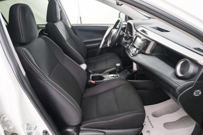 Toyota RAV4 IV (XA40) с пробегом 2014 года, цена 2 399 000 рублей, 110000 км, внедорожник, Автокод Объявления