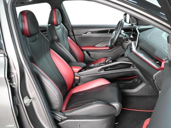 Geely Coolray I Рестайлинг с пробегом 2023 года, цена 2 399 000 рублей, 18527 км, внедорожник, Автокод Объявления