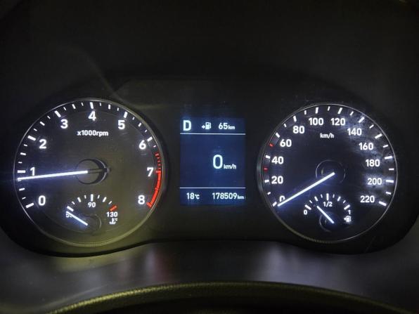 Hyundai Solaris II с пробегом 2017 года, цена 1 095 000 рублей, 178508 км, седан, Автокод Объявления
