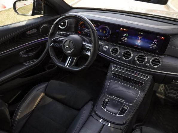 Mercedes-Benz E-Класс V (W213 S213 C238) Рестайлинг с пробегом 2021 года, цена 3 399 000 рублей, 142794 км, седан, Автокод Объявления