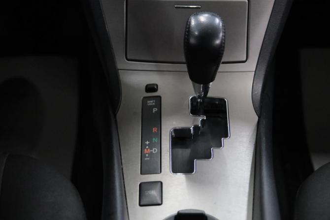 Toyota Avensis III с пробегом 2009 года, цена 1 049 000 рублей, 370000 км, седан, Автокод Объявления