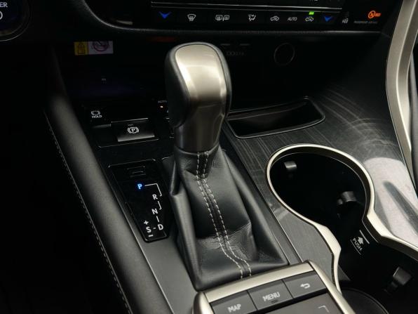 Lexus RX IV Рестайлинг с пробегом 2019 года, цена 5 999 000 рублей, 49713 км, внедорожник, Автокод Объявления