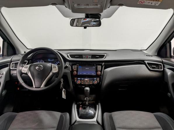 Nissan Qashqai II с пробегом 2018 года, цена 1 825 000 рублей, 132592 км, внедорожник, Автокод Объявления