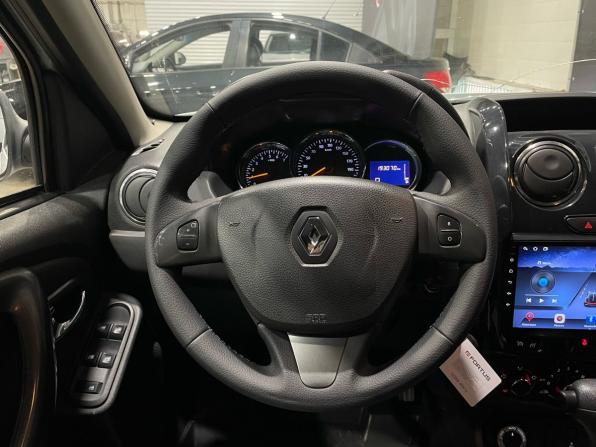 Renault Duster I Рестайлинг с пробегом 2017 года, цена 1 040 000 рублей, 193064 км, внедорожник, Автокод Объявления