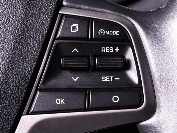 Hyundai Solaris II с пробегом 2019 года, цена 1 389 000 рублей, 95000 км, седан, Автокод Объявления