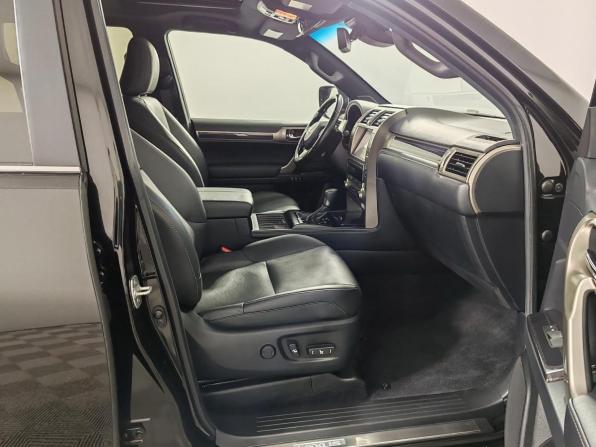 Lexus GX II Рестайлинг 2 с пробегом 2019 года, цена 6 299 000 рублей, 97343 км, внедорожник, Автокод Объявления