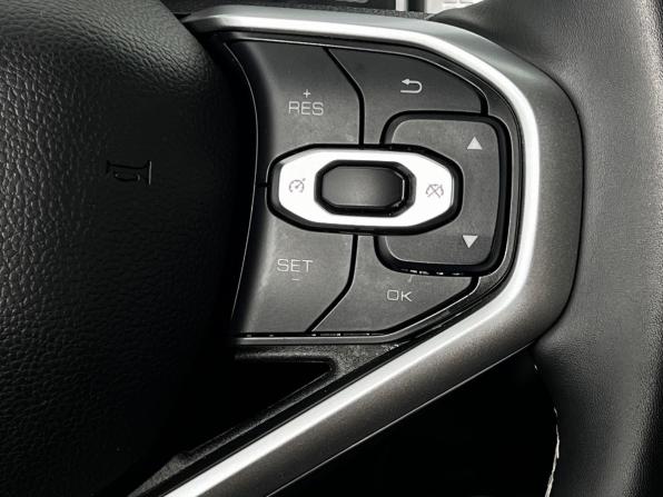 Haval Jolion I с пробегом 2023 года, цена 1 950 000 рублей, 32301 км, внедорожник, Автокод Объявления