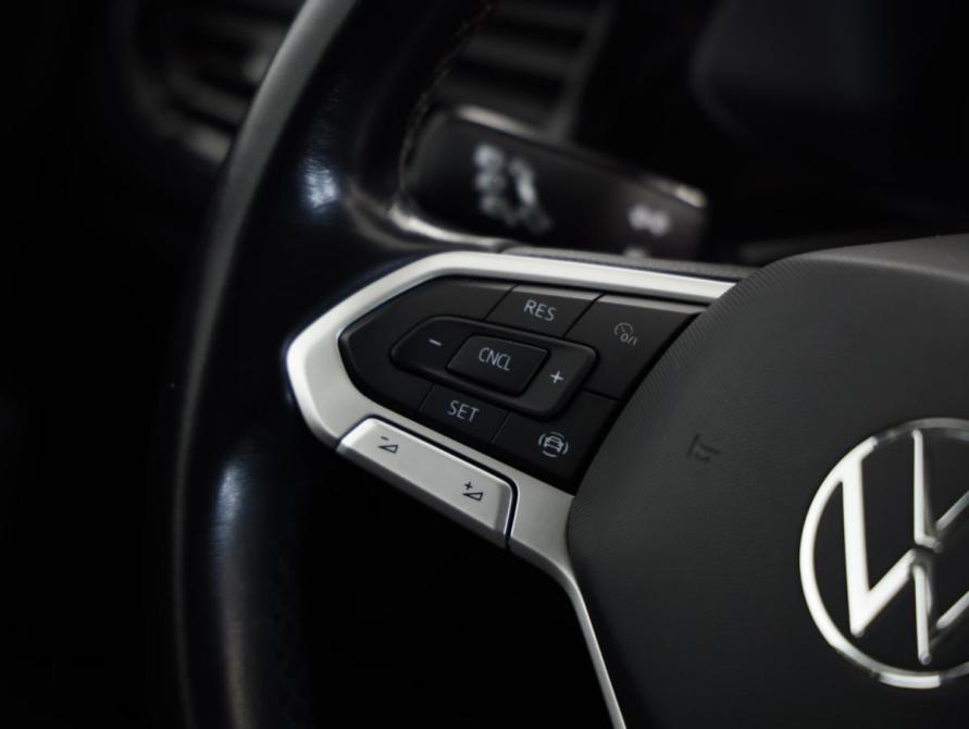 Volkswagen Polo VI Санкт-Петербург  - изображение 12