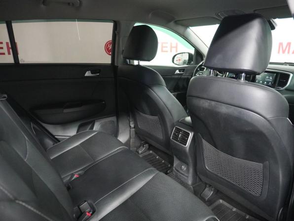 Kia Sportage IV Рестайлинг с пробегом 2019 года, цена 2 543 000 рублей, 96000 км, внедорожник, Автокод Объявления