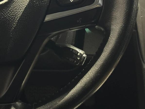 Toyota Camry VII (XV50) Рестайлинг с пробегом 2015 года, цена 1 989 000 рублей, 163126 км, седан, Автокод Объявления