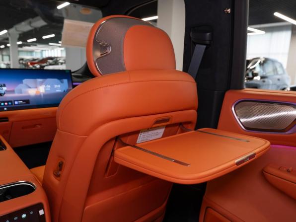 Lynk &amp; Co 900 с пробегом 2026 года, цена 8 850 000 рублей, 37 км, внедорожник, Автокод Объявления