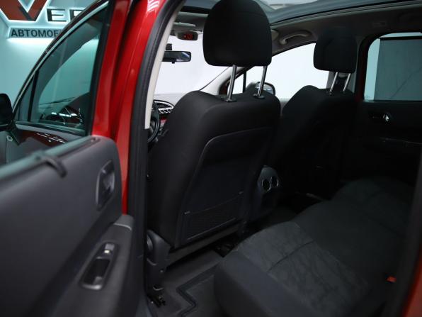 Peugeot 3008 I с пробегом 2011 года, цена 650 000 рублей, 182736 км, внедорожник, Автокод Объявления