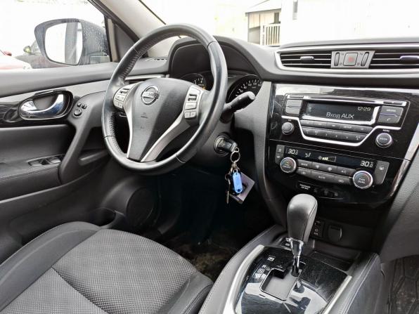 Nissan Qashqai II с пробегом 2018 года, цена 1 673 000 рублей, 72328 км, внедорожник, Автокод Объявления