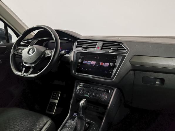 Volkswagen Tiguan II с пробегом 2018 года, цена 2 049 000 рублей, 167603 км, внедорожник, Автокод Объявления