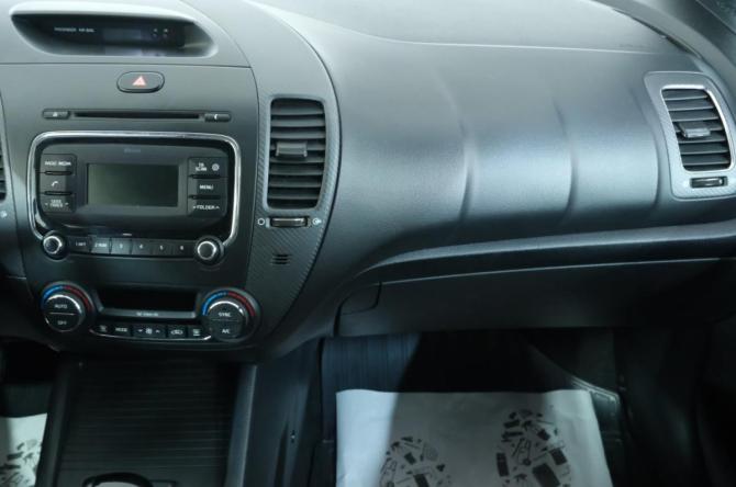 Kia Cerato III Рестайлинг (Classic) с пробегом 2017 года, цена 1 399 000 рублей, 170000 км, седан, Автокод Объявления