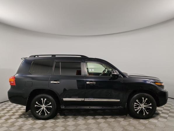 Toyota Land Cruiser 200 Series Рестайлинг 1 с пробегом 2014 года, цена 3 120 000 рублей, 300700 км, внедорожник, Автокод Объявления