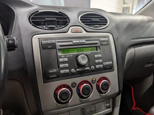Ford Focus II Рестайлинг с пробегом 2011 года, цена 410 000 рублей, 343000 км, седан, Автокод Объявления
