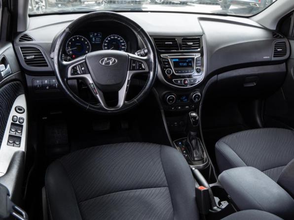 Hyundai Solaris I Рестайлинг с пробегом 2016 года, цена 1 089 000 рублей, 165838 км, седан, Автокод Объявления