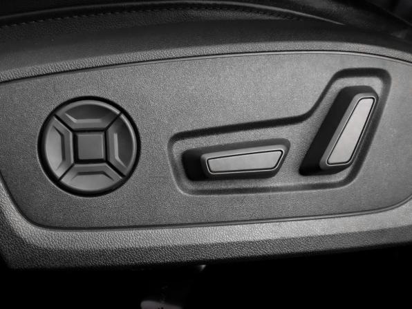 Audi A6 V (C8) с пробегом 2021 года, цена 4 250 000 рублей, 91465 км, седан, Автокод Объявления