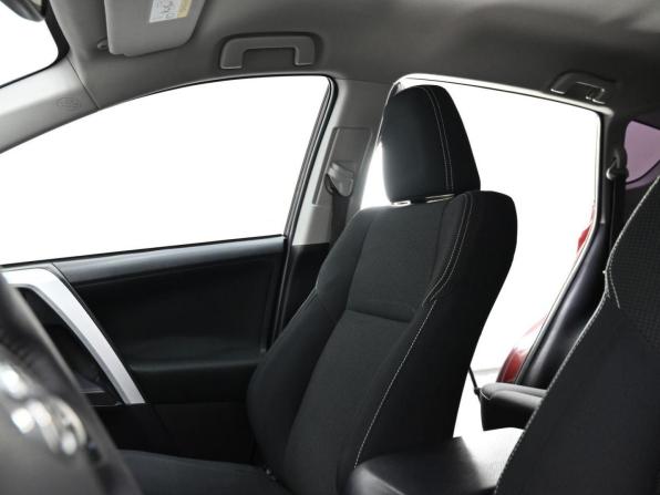 Toyota RAV4 IV (XA40) Рестайлинг с пробегом 2018 года, цена 1 559 000 рублей, 87000 км, внедорожник, Автокод Объявления