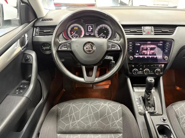Skoda Octavia III (A7) Рестайлинг с пробегом 2020 года, цена 1 888 000 рублей, 117810 км, лифтбек, Автокод Объявления