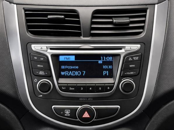Hyundai Solaris I Рестайлинг с пробегом 2016 года, цена 917 000 рублей, 194493 км, седан, Автокод Объявления