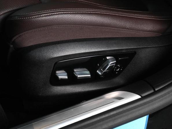 BMW 7 серии VI (G11/G12) Рестайлинг с пробегом 2019 года, цена 5 949 000 рублей, 115099 км, седан, Автокод Объявления
