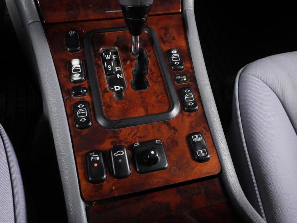 Mercedes-Benz E-Класс II (W210 S210) Рестайлинг с пробегом 2000 года, цена 559 000 рублей, 347042 км, седан, Автокод Объявления