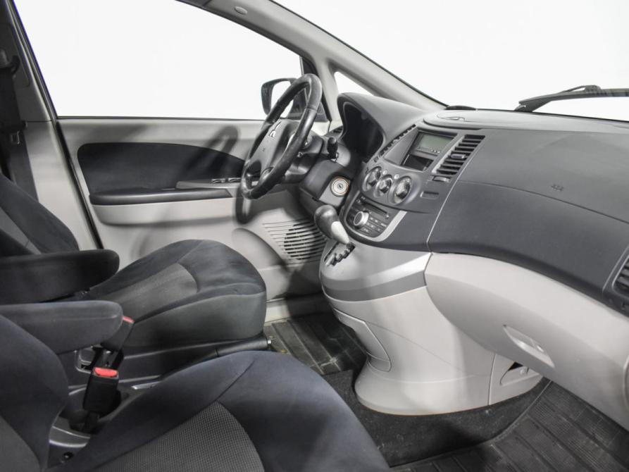 Mitsubishi Grandis I Санкт-Петербург  - изображение 14