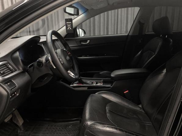 Kia Optima IV Рестайлинг с пробегом 2018 года, цена 1 745 000 рублей, 184000 км, седан, Автокод Объявления