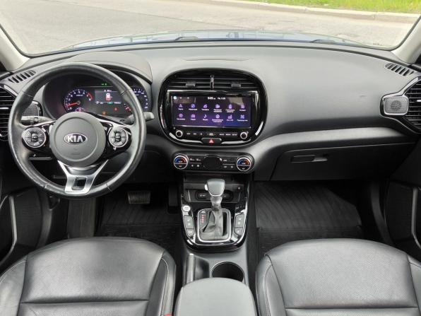 Kia Soul III с пробегом 2020 года, цена 2 550 000 рублей, 77212 км, хэтчбек, Автокод Объявления