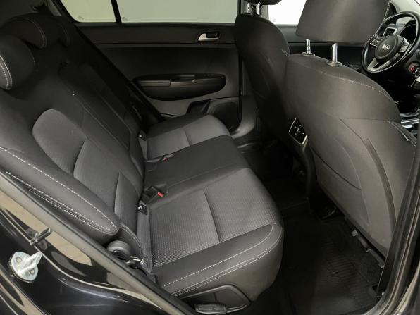 Kia Sportage IV Рестайлинг с пробегом 2018 года, цена 2 080 000 рублей, 138940 км, внедорожник, Автокод Объявления