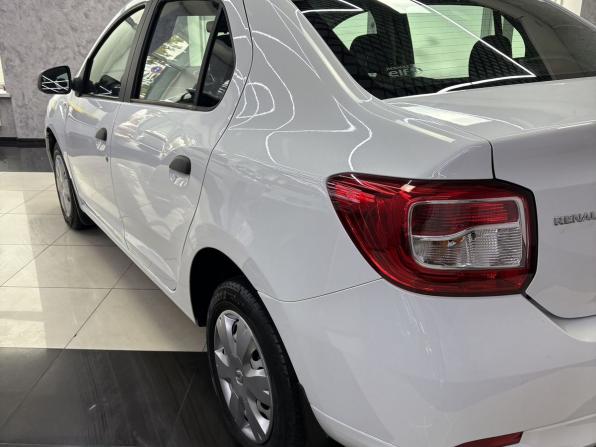 Renault Logan II с пробегом 2015 года, цена 685 000 рублей, 106071 км, седан, Автокод Объявления