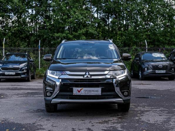 Mitsubishi Outlander III Рестайлинг 2 с пробегом 2018 года, цена 1 350 001 рубль, 204615 км, внедорожник, Автокод Объявления
