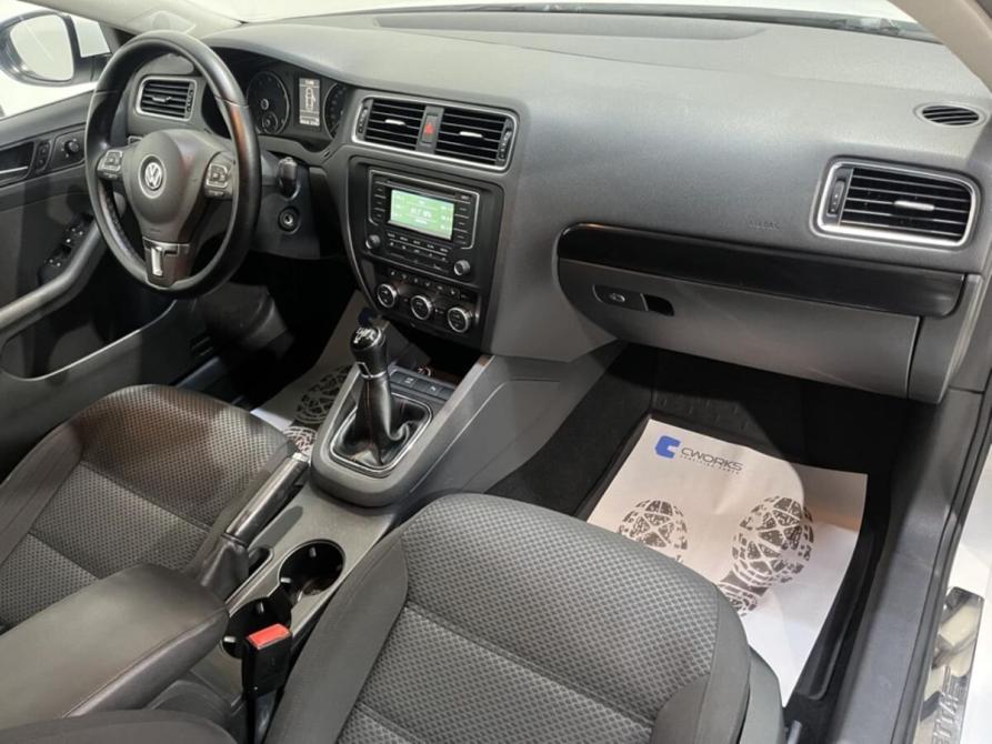 Volkswagen Jetta VI Курск  - изображение 5