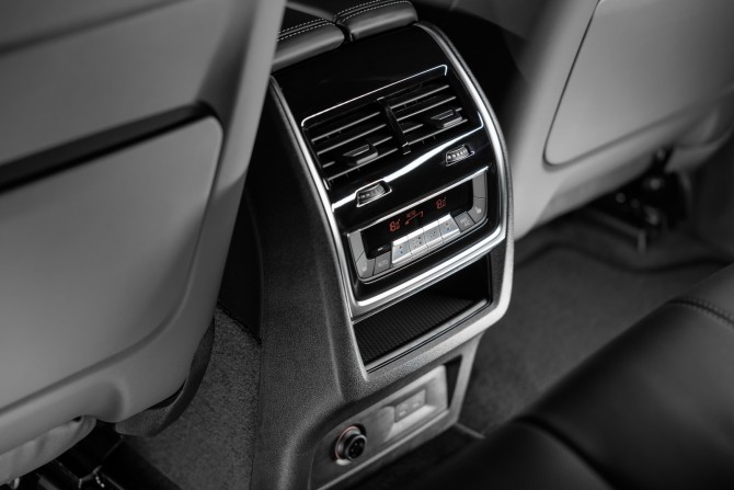Новый BMW X5 M III (F95) Рестайлинг 2024 года, цена 28 262 400 рублей, внедорожник, Автокод Объявления