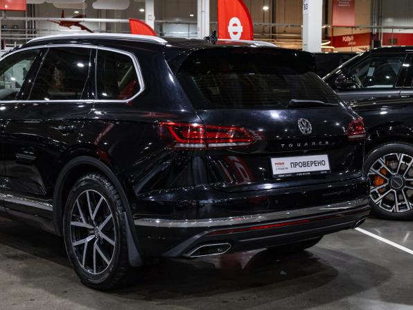 Volkswagen Touareg III с пробегом 2018 года, цена 4 390 000 рублей, 106365 км, внедорожник, Автокод Объявления