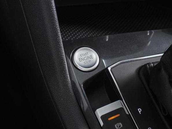 Volkswagen Tiguan II с пробегом 2017 года, цена 2 789 000 рублей, 170791 км, внедорожник, Автокод Объявления