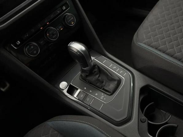 Volkswagen Tiguan II с пробегом 2019 года, цена 2 349 000 рублей, 100989 км, внедорожник, Автокод Объявления