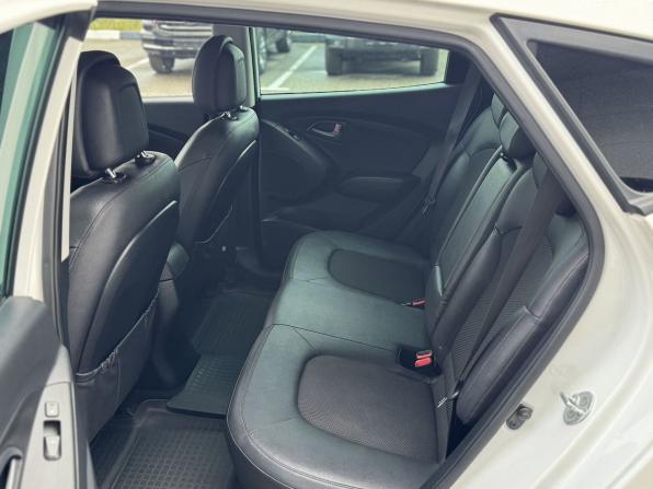 Hyundai ix35 I Рестайлинг с пробегом 2014 года, цена 1 215 000 рублей, 111026 км, внедорожник, Автокод Объявления