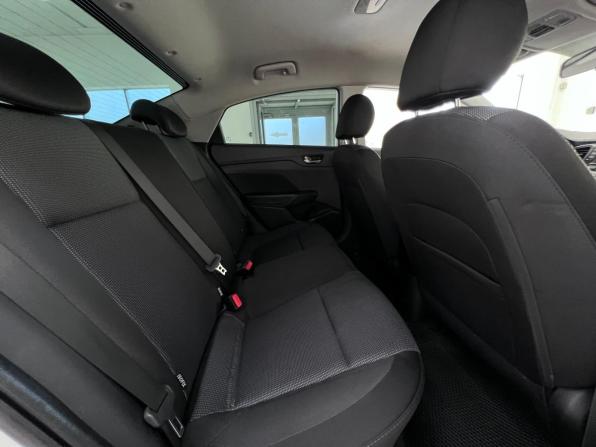Hyundai Solaris II с пробегом 2018 года, цена 1 310 000 рублей, 145000 км, седан, Автокод Объявления