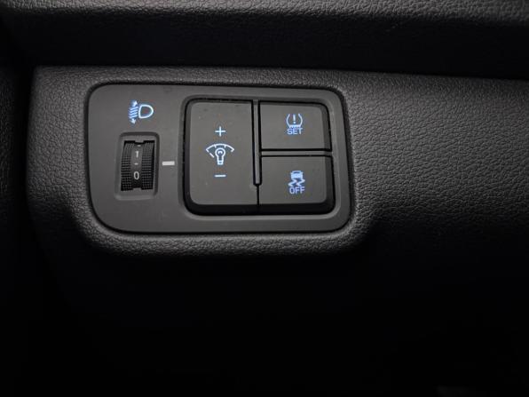 Hyundai Solaris II Рестайлинг с пробегом 2021 года, цена 1 469 000 рублей, 97271 км, седан, Автокод Объявления