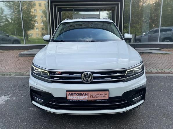 Volkswagen Tiguan II с пробегом 2020 года, цена 3 199 000 рублей, 121524 км, внедорожник, Автокод Объявления