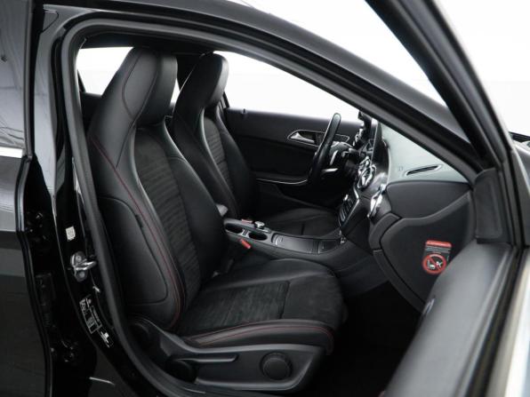 Mercedes-Benz GLA I (X156) Рестайлинг с пробегом 2017 года, цена 2 549 077 рублей, 127347 км, внедорожник, Автокод Объявления