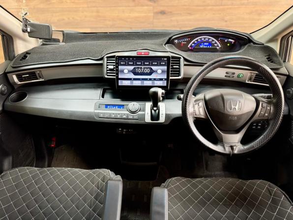 Honda Freed I Рестайлинг 2 с пробегом 2016 года, цена 1 290 000 рублей, 132500 км, компактвэн, Автокод Объявления