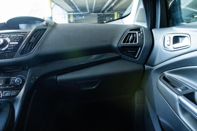 Ford Kuga II с пробегом 2016 года, цена 1 750 000 рублей, 43206 км, внедорожник, Автокод Объявления