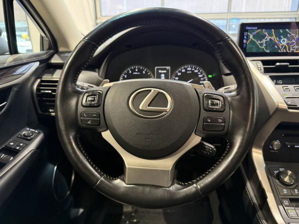 Lexus NX I Рестайлинг с пробегом 2018 года, цена 2 950 000 рублей, 85017 км, внедорожник, Автокод Объявления