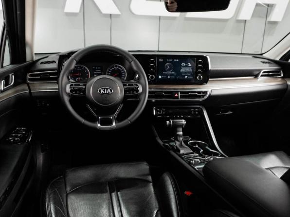 Kia K5 III с пробегом 2020 года, цена 2 245 000 рублей, 105287 км, седан, Автокод Объявления
